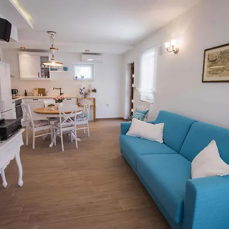 Privlaka/zadar Riviera 8218 Holiday home *