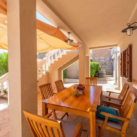 Holiday home Privlaka/zadar Riviera 8218