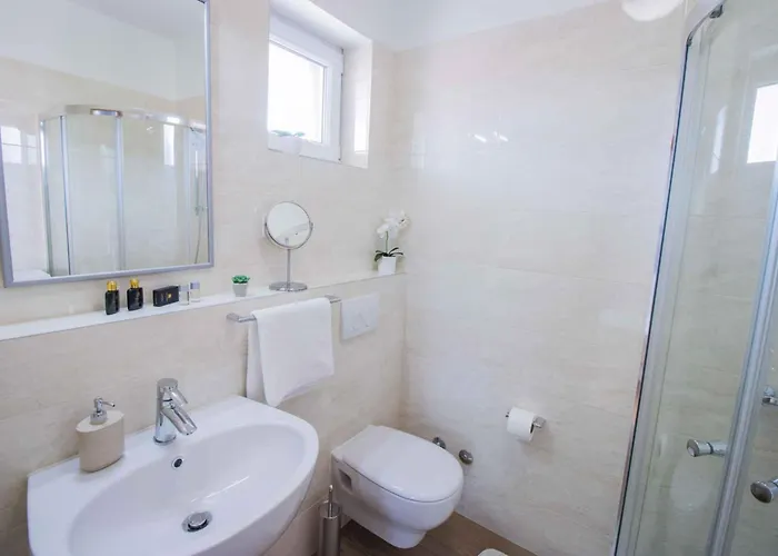 - Zadar Riviera 8218 度假居 *