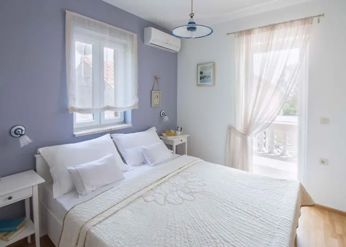 - Zadar Riviera 8218 度假居 普利拉卡