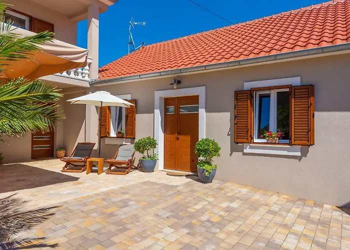 - Zadar Riviera 8218 度假居