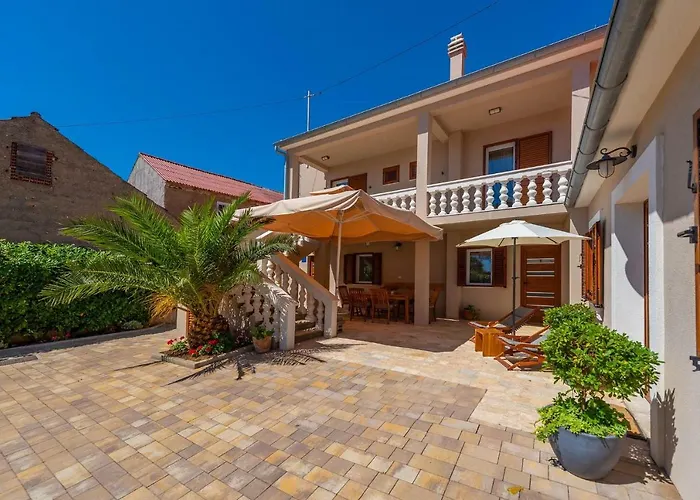 - Zadar Riviera 8218